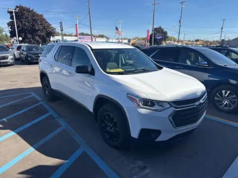 Photos of 2021 Chevrolet Traverse LS for sale in Davison, MI at Hank Graff Chevrolet Davison