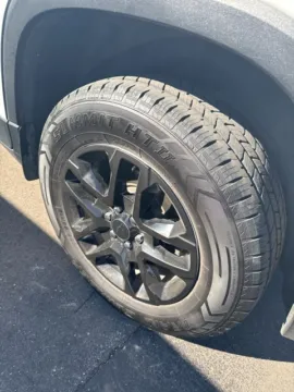 More photos of 2021 Chevrolet Traverse LS at Hank Graff Chevrolet Davison, MI