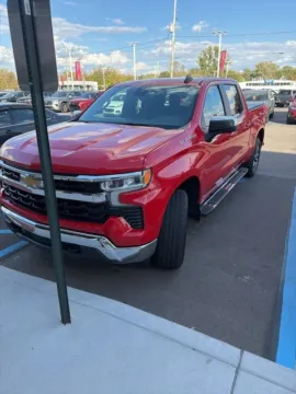 Red 2022 Chevrolet Silverado 1500 LT for sale in Davison, MI