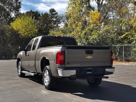 More photos of 2013 Chevrolet Silverado 1500 LT at Hank Graff Chevrolet Davison, MI