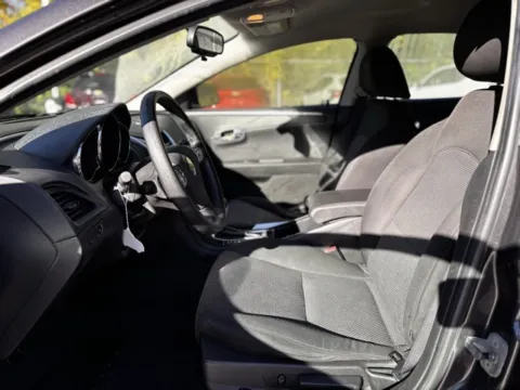 More photos of 2010 Chevrolet Malibu LT at Hank Graff Chevrolet Davison, MI