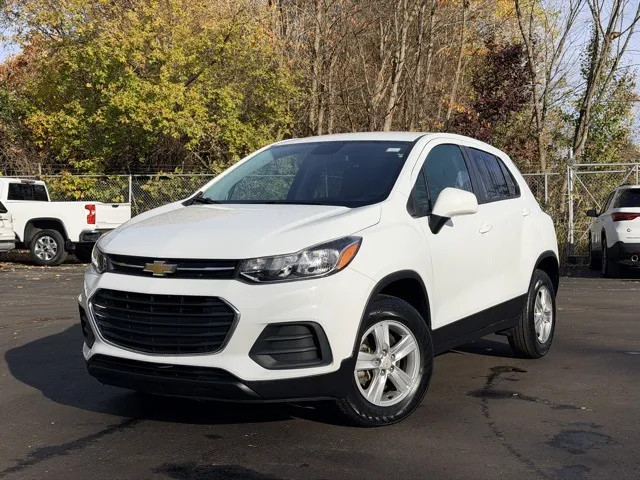 2022 Chevrolet Trax LS for sale in Davison, MI
