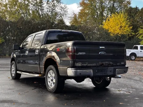 More photos of 2010 Ford F-150 XL at Hank Graff Chevrolet Davison, MI
