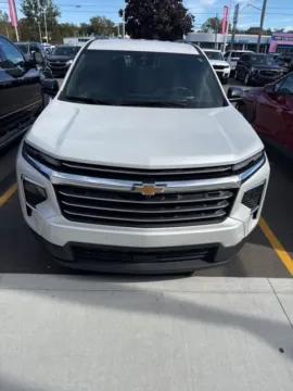 Photos of 2024 Chevrolet Traverse LT for sale in Davison, MI at Hank Graff Chevrolet Davison