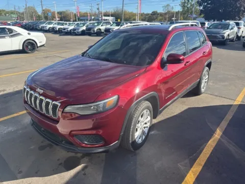 Red 2021 Jeep Cherokee Latitude for sale in Davison, MI