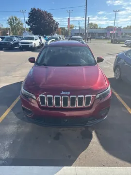 Photos of 2021 Jeep Cherokee Latitude for sale in Davison, MI at Hank Graff Chevrolet Davison