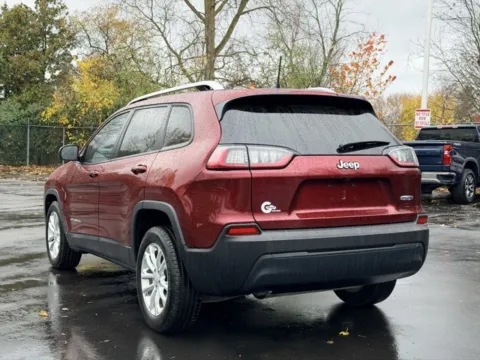 More photos of 2021 Jeep Cherokee Latitude at Hank Graff Chevrolet Davison, MI