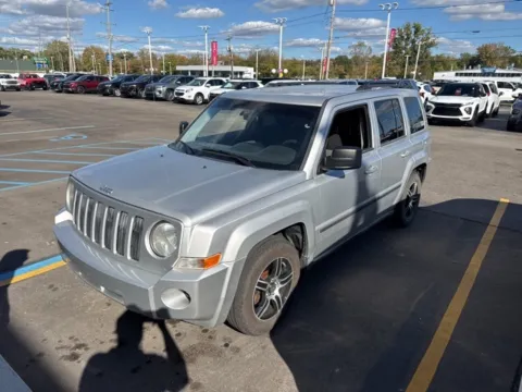 Photos of 2010 Jeep Patriot Sport for sale in Davison, MI at Hank Graff Chevrolet Davison