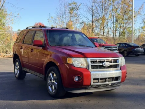 Photos of 2011 Ford Escape Limited for sale in Davison, MI at Hank Graff Chevrolet Davison