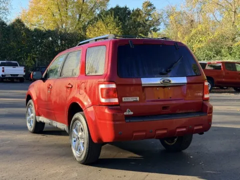 More photos of 2011 Ford Escape Limited at Hank Graff Chevrolet Davison, MI