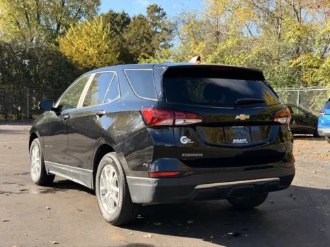 More photos of 2022 Chevrolet Equinox LT at Hank Graff Chevrolet Davison, MI