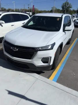 White 2023 Chevrolet Traverse LT for sale in Davison, MI