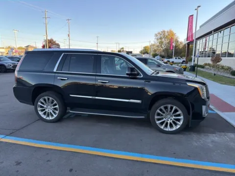 Photos of 2020 Cadillac Escalade Luxury for sale in Davison, MI at Hank Graff Chevrolet Davison