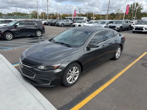 Gray 2017 Chevrolet Malibu LT for sale in Davison, MI