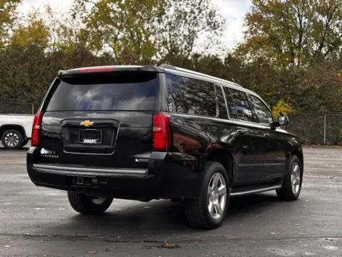 More photos of 2017 Chevrolet Suburban Premier at Hank Graff Chevrolet Davison, MI