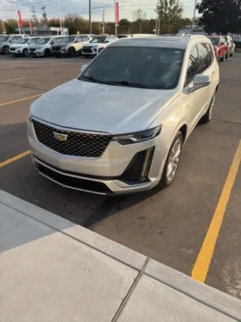 Silver 2020 Cadillac XT6 Premium Luxury for sale in Davison, MI