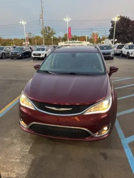 Photos of 2018 Chrysler Pacifica Touring L Plus for sale in Davison, MI at Hank Graff Chevrolet Davison