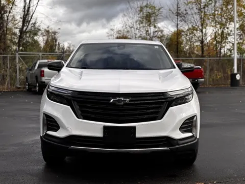 Photos of 2022 Chevrolet Equinox LT for sale in Davison, MI at Hank Graff Chevrolet Davison