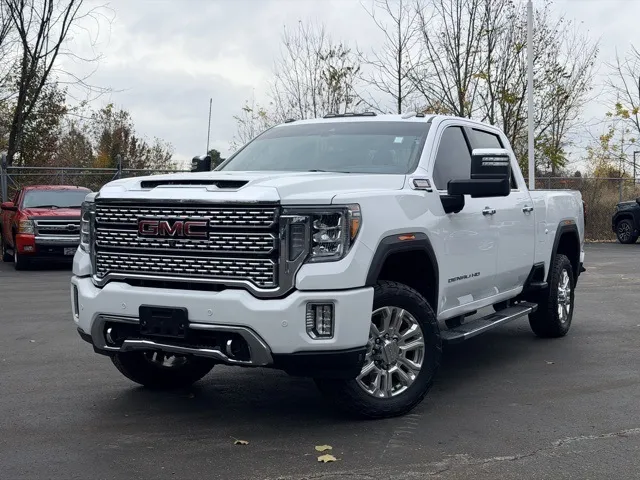 White 2020 GMC Sierra 2500HD Denali for sale in Davison, MI