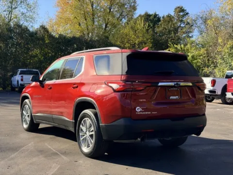 More photos of 2022 Chevrolet Traverse LT Leather at Hank Graff Chevrolet Davison, MI