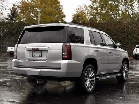 More photos of 2017 GMC Yukon SLT at Hank Graff Chevrolet Davison, MI