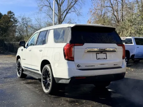 More photos of 2022 GMC Yukon SLT at Hank Graff Chevrolet Davison, MI