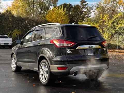 More photos of 2014 Ford Escape Titanium at Hank Graff Chevrolet Davison, MI