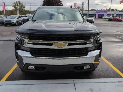 Photos of 2020 Chevrolet Silverado 1500 LT for sale in Davison, MI at Hank Graff Chevrolet Davison