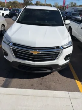 Photos of 2023 Chevrolet Traverse LT Leather for sale in Davison, MI at Hank Graff Chevrolet Davison