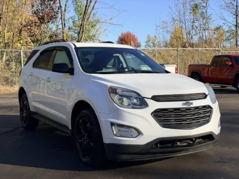 Photos of 2017 Chevrolet Equinox LT for sale in Davison, MI at Hank Graff Chevrolet Davison