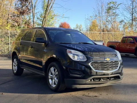 Photos of 2017 Chevrolet Equinox LS for sale in Davison, MI at Hank Graff Chevrolet Davison