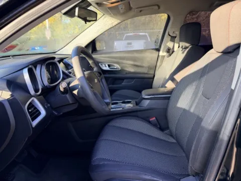 More photos of 2017 Chevrolet Equinox LS at Hank Graff Chevrolet Davison, MI