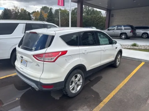 More photos of 2015 Ford Escape SE at Hank Graff Chevrolet Davison, MI