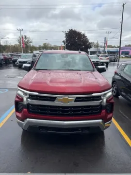 Photos of 2022 Chevrolet Silverado 1500 LT for sale in Davison, MI at Hank Graff Chevrolet Davison