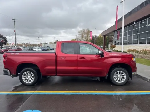 More photos of 2022 Chevrolet Silverado 1500 LT at Hank Graff Chevrolet Davison, MI