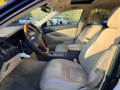 More photos of 2007 Lexus ES 350 at Hank Graff Chevrolet Davison, MI