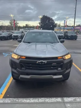 Photos of 2024 Chevrolet Colorado Trail Boss for sale in Davison, MI at Hank Graff Chevrolet Davison