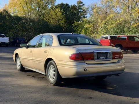 More photos of 2005 Buick LeSabre Limited at Hank Graff Chevrolet Davison, MI