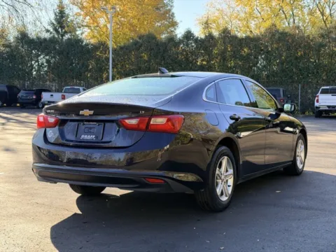 More photos of 2023 Chevrolet Malibu LT at Hank Graff Chevrolet Davison, MI