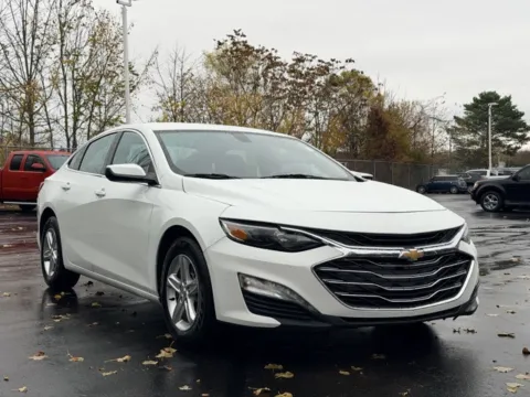 Another view of 2022 Chevrolet Malibu LT for sale in Davison, MI at Hank Graff Chevrolet Davison