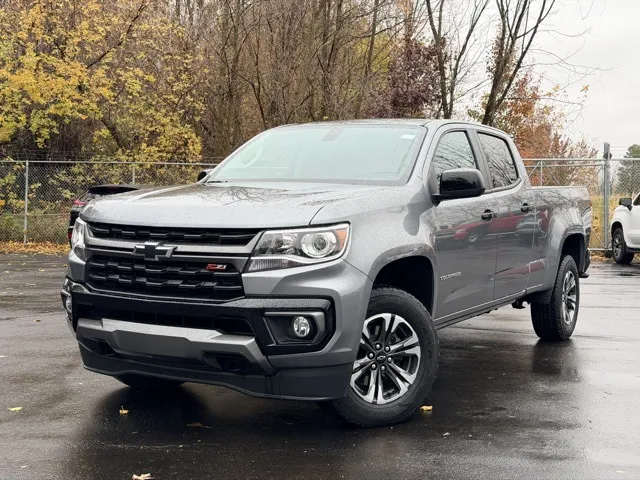 Gray 2022 Chevrolet Colorado Z71 for sale in Davison, MI
