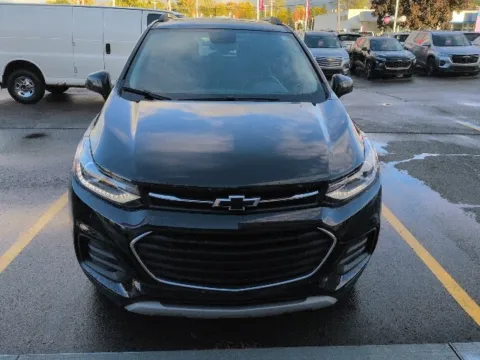 Photos of 2019 Chevrolet Trax LT for sale in Davison, MI at Hank Graff Chevrolet Davison