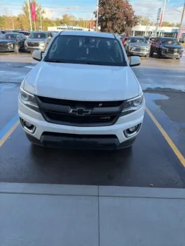 Photos of 2020 Chevrolet Colorado Z71 for sale in Davison, MI at Hank Graff Chevrolet Davison