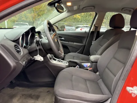 More photos of 2016 Chevrolet Cruze Limited ECO at Hank Graff Chevrolet Davison, MI