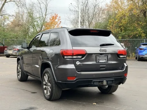 More photos of 2016 Jeep Grand Cherokee Limited at Hank Graff Chevrolet Davison, MI