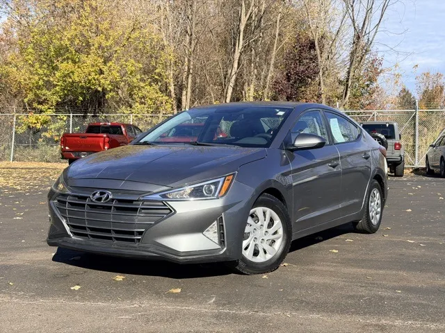 Gray 2019 Hyundai Elantra SE for sale in Davison, MI