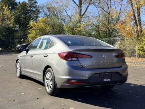 More photos of 2019 Hyundai Elantra SE at Hank Graff Chevrolet Davison, MI