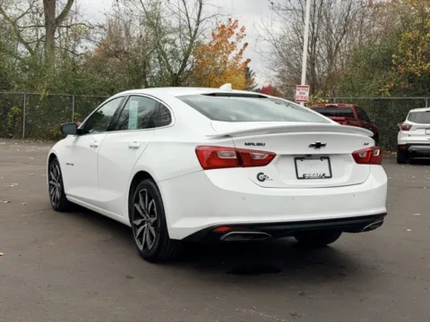 More photos of 2021 Chevrolet Malibu RS at Hank Graff Chevrolet Davison, MI