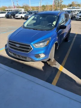 Blue 2018 Ford Escape SEL for sale in Davison, MI