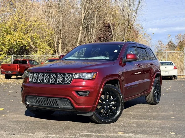 Red 2021 Jeep Grand Cherokee Laredo X for sale in Davison, MI
